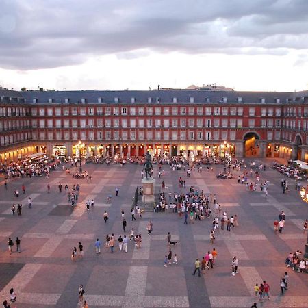 Nuevo Elegante Piso Vintage En Plena Plaza Mayor マドリード エクステリア 写真
