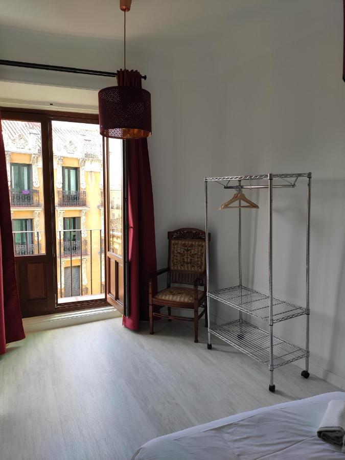 Nuevo Elegante Piso Vintage En Plena Plaza Mayor マドリード エクステリア 写真
